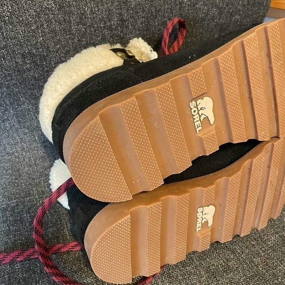 Sorel Ainslie Conquest Suede and Shearling Black waterproof Boots - Picture 6 of 15